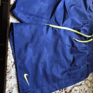 Men’s Nike blue camo swim trunks